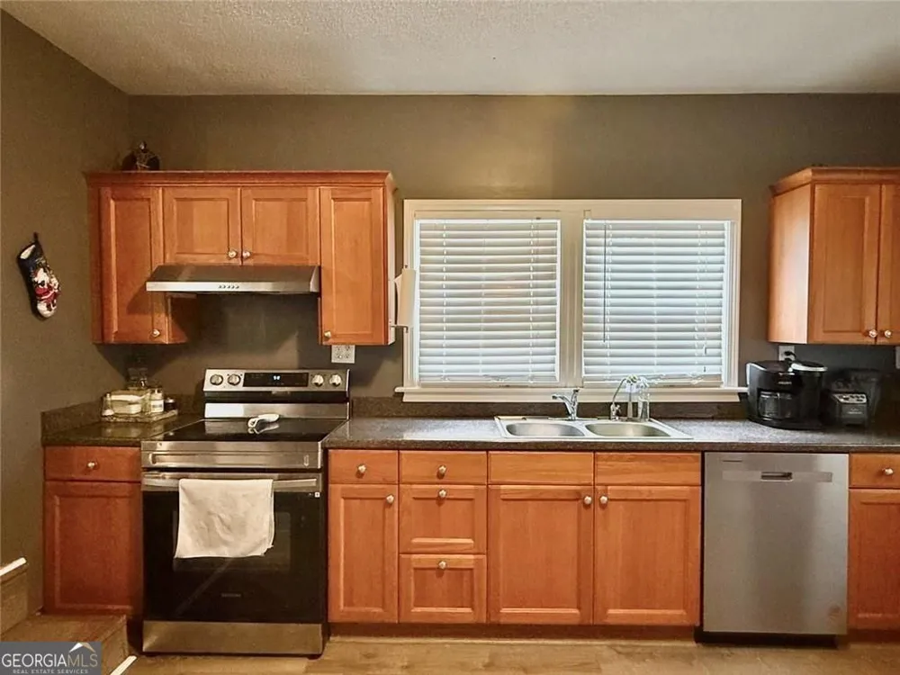 338 Liberty Hill RD Hartwell, GA 30643