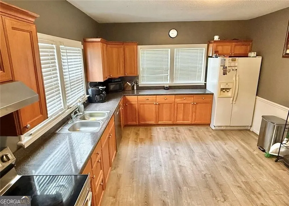 338 Liberty Hill RD Hartwell, GA 30643