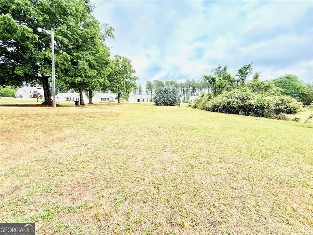 338 Liberty Hill RD Hartwell, GA 30643