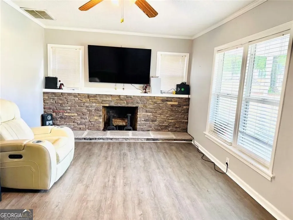 338 Liberty Hill RD Hartwell, GA 30643