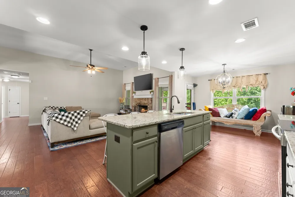 494 Katherine DR Jefferson, GA 30549