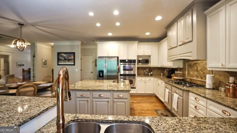 104 Rock Creek LN Canton, GA 30114