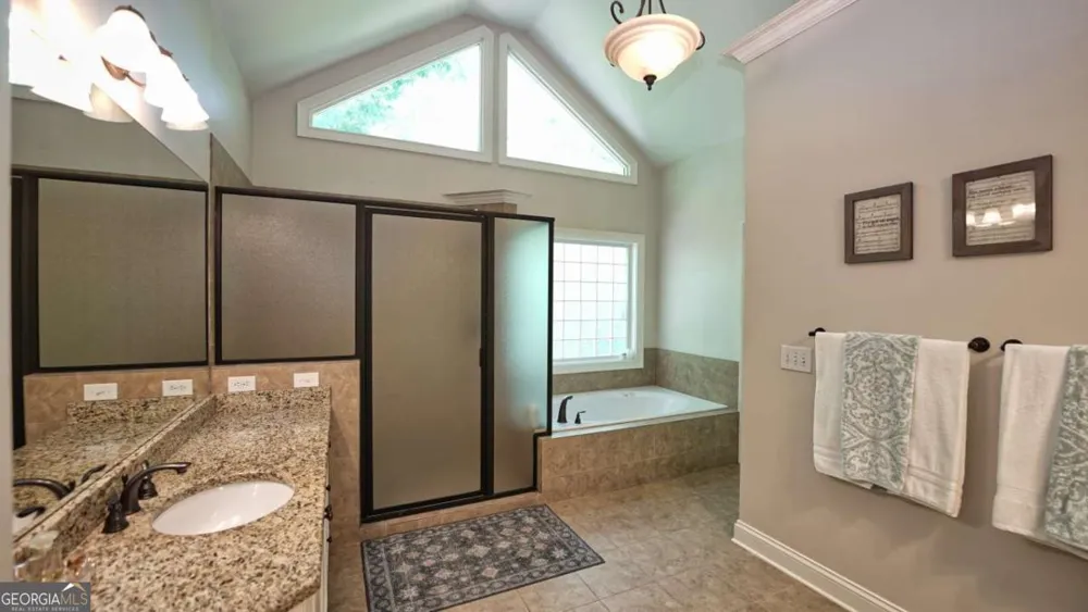 104 Rock Creek LN Canton, GA 30114