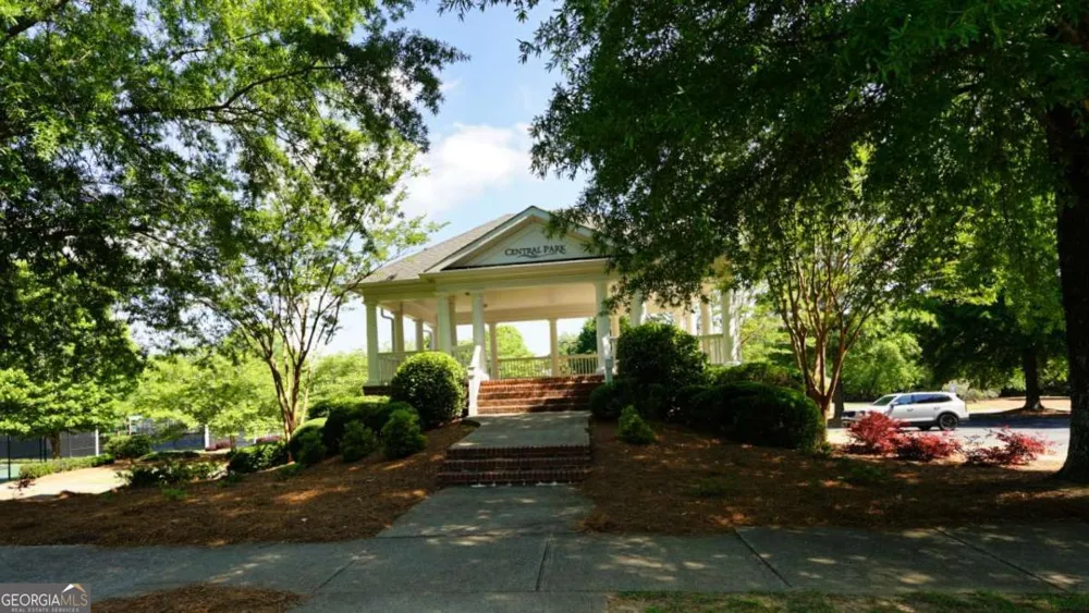 104 Rock Creek LN Canton, GA 30114