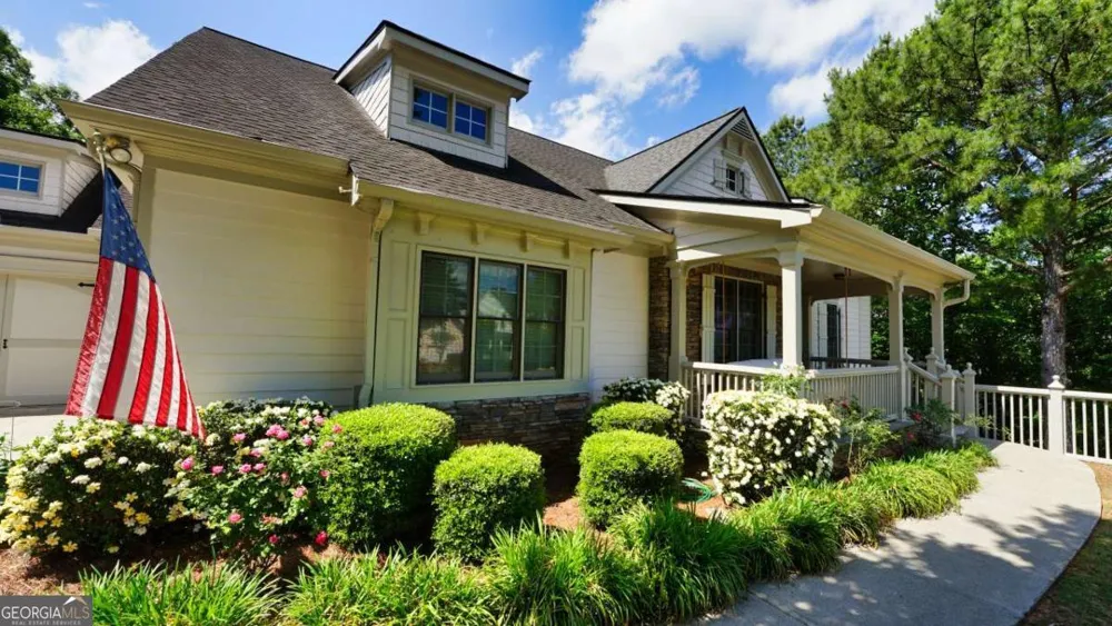 104 Rock Creek LN Canton, GA 30114