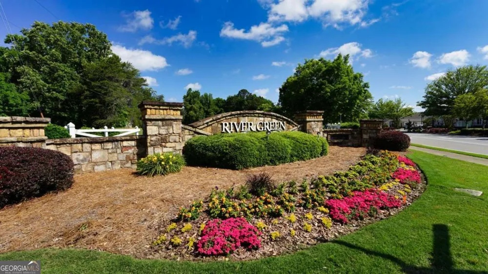 104 Rock Creek LN Canton, GA 30114