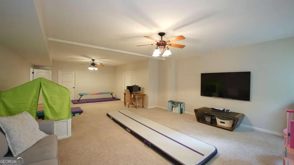 104 Rock Creek LN Canton, GA 30114