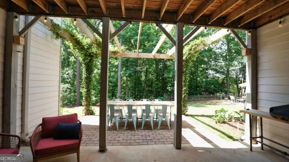 104 Rock Creek LN Canton, GA 30114