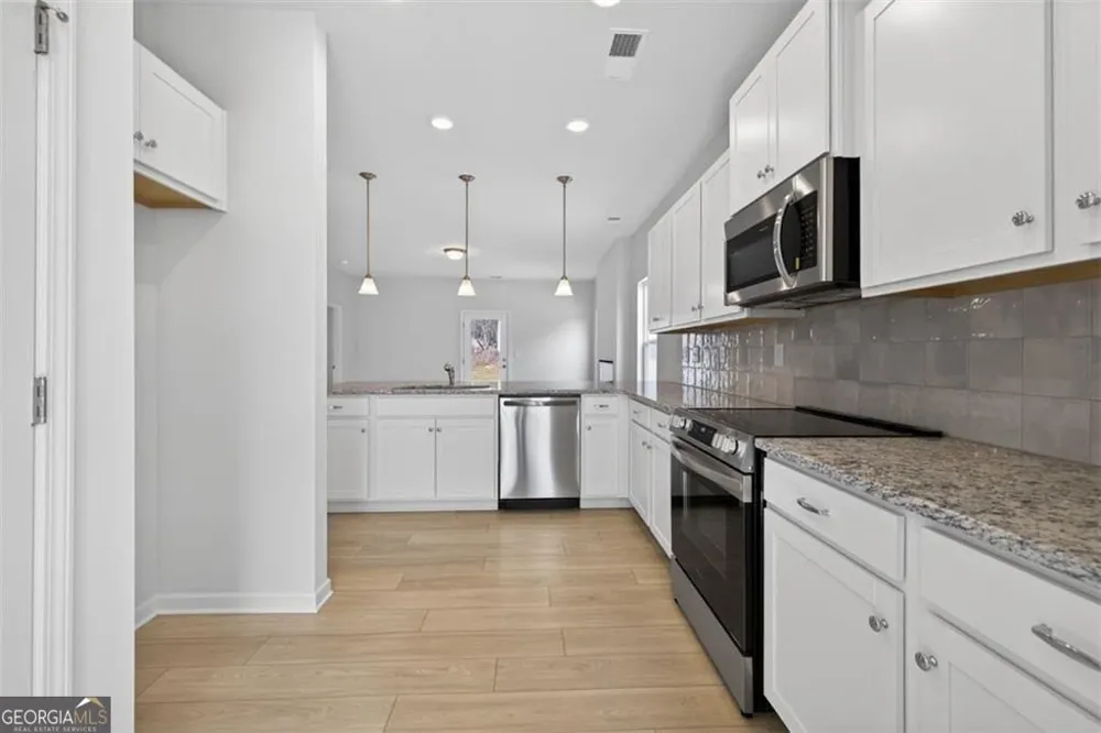 315 Bud ST Hoschton, GA 30548