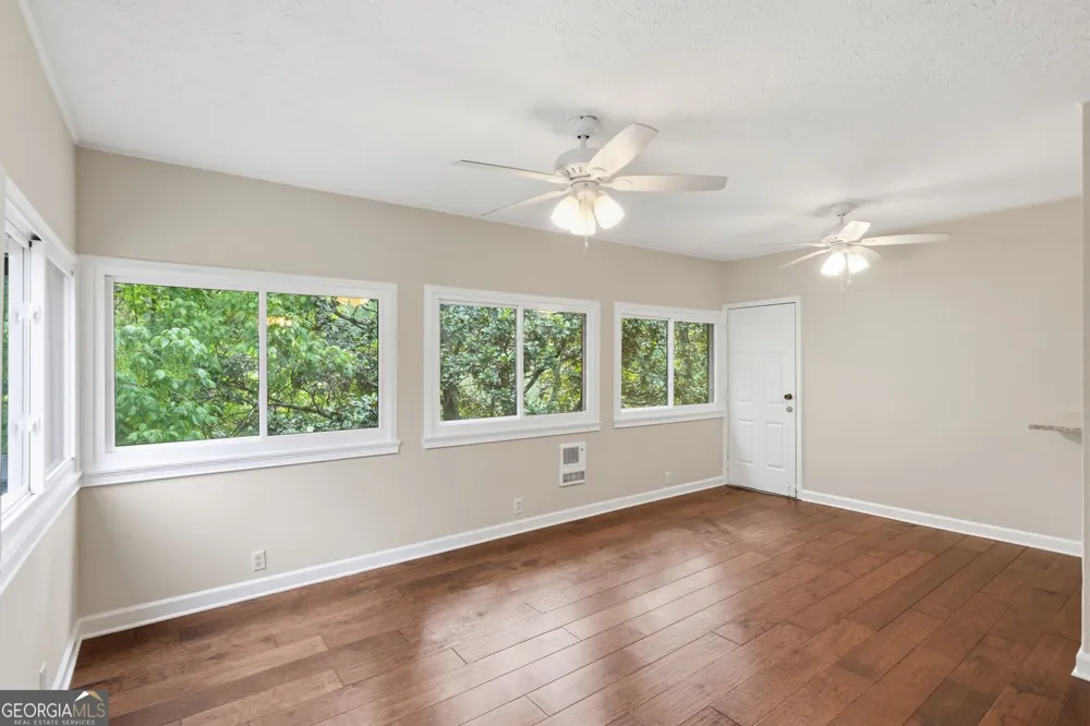 53 Chaumont SQ NW Atlanta, GA 30327