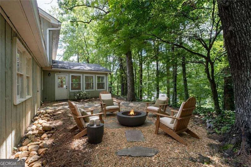 7140 Duncourtney DR Sandy Springs, GA 30328