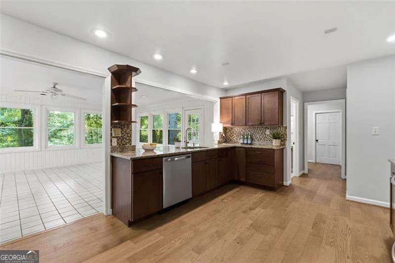 7140 Duncourtney DR Sandy Springs, GA 30328