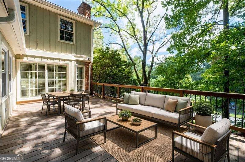7140 Duncourtney DR Sandy Springs, GA 30328