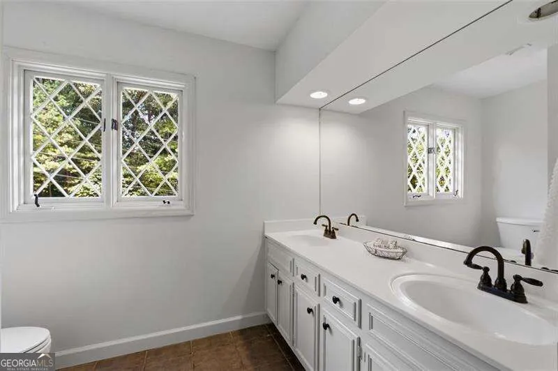 7140 Duncourtney DR Sandy Springs, GA 30328