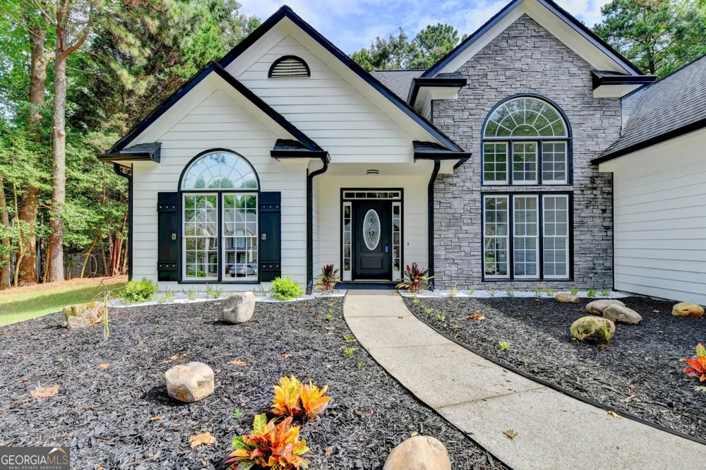 6316 Green Oak RDG Flowery Branch, GA 30542