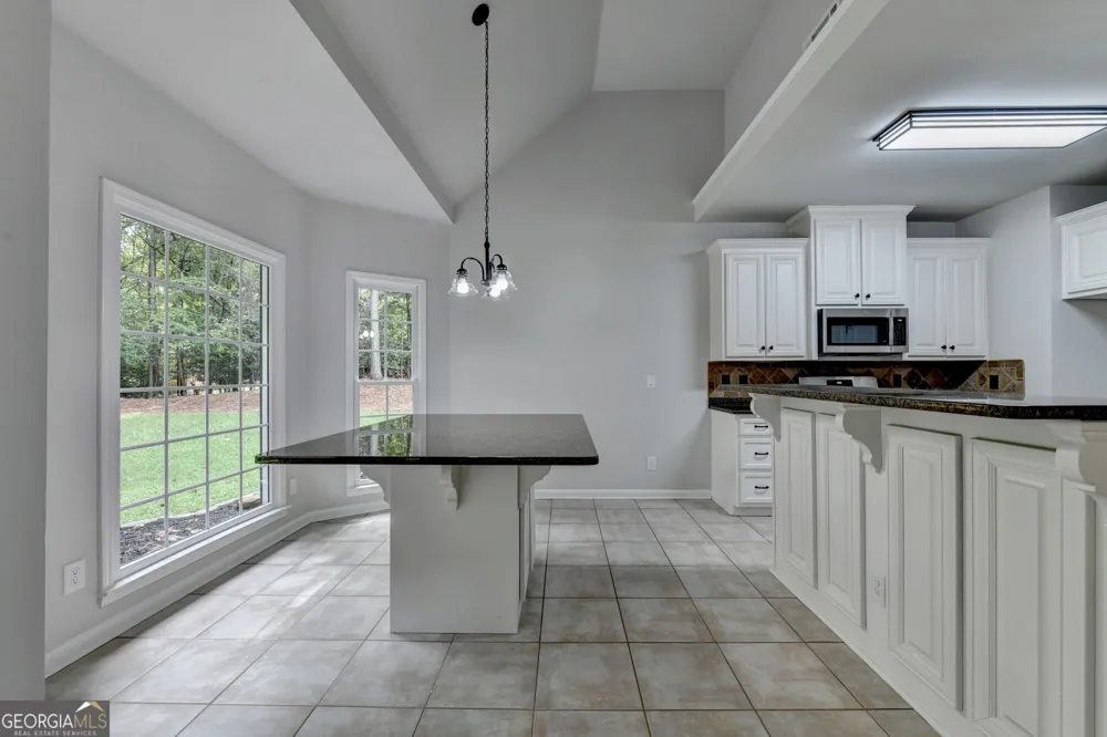 6316 Green Oak RDG Flowery Branch, GA 30542
