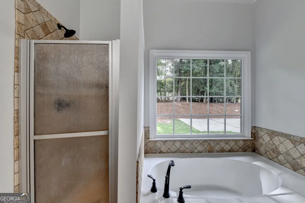 6316 Green Oak RDG Flowery Branch, GA 30542