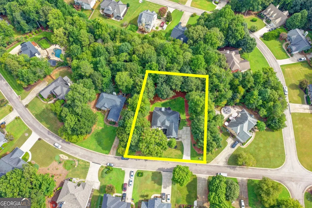 6316 Green Oak RDG Flowery Branch, GA 30542