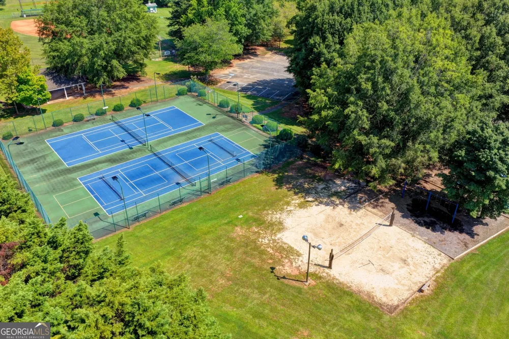 6316 Green Oak RDG Flowery Branch, GA 30542