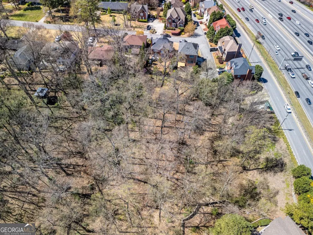 1734 Summit Glen LN Atlanta, GA 30329
