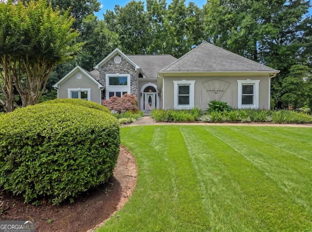 1223 Kaylyn CT Kennesaw, GA 30152