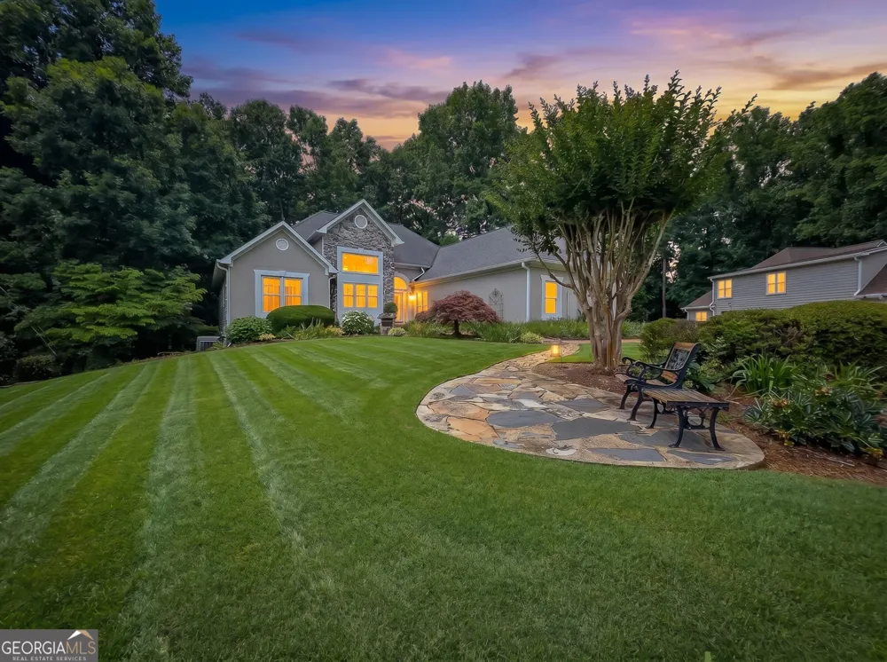 1223 Kaylyn CT Kennesaw, GA 30152