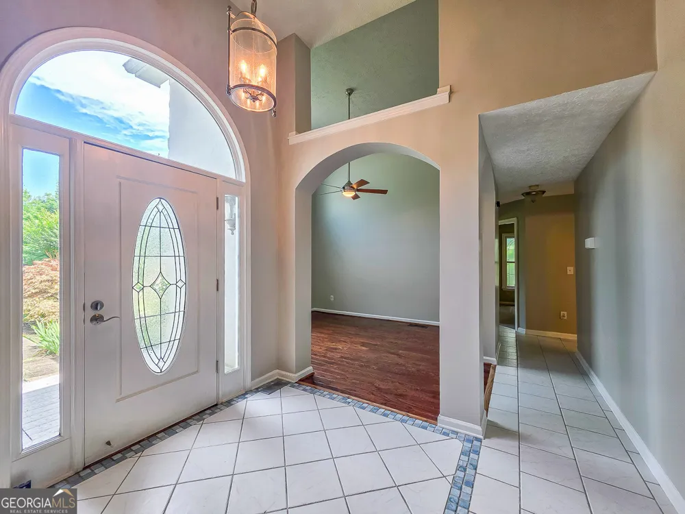 1223 Kaylyn CT Kennesaw, GA 30152