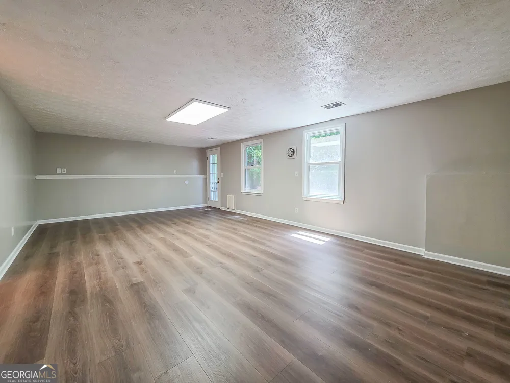 1223 Kaylyn CT Kennesaw, GA 30152