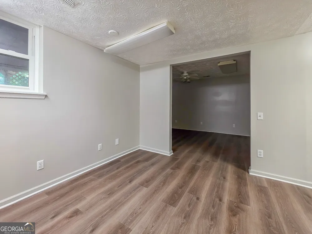 1223 Kaylyn CT Kennesaw, GA 30152