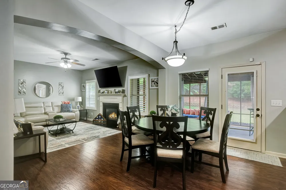 195 Scenic Hills DR Newnan, GA 30265