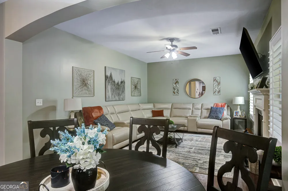 195 Scenic Hills DR Newnan, GA 30265