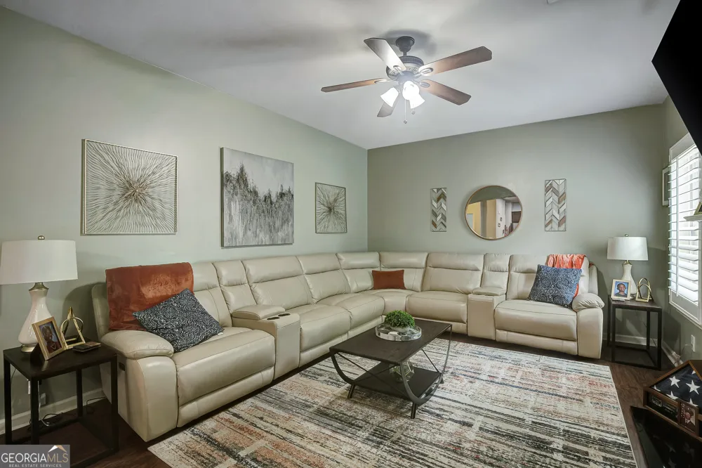 195 Scenic Hills DR Newnan, GA 30265