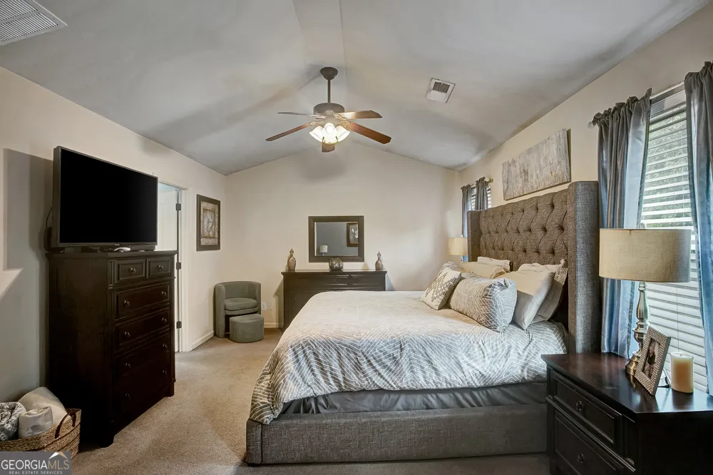 195 Scenic Hills DR Newnan, GA 30265