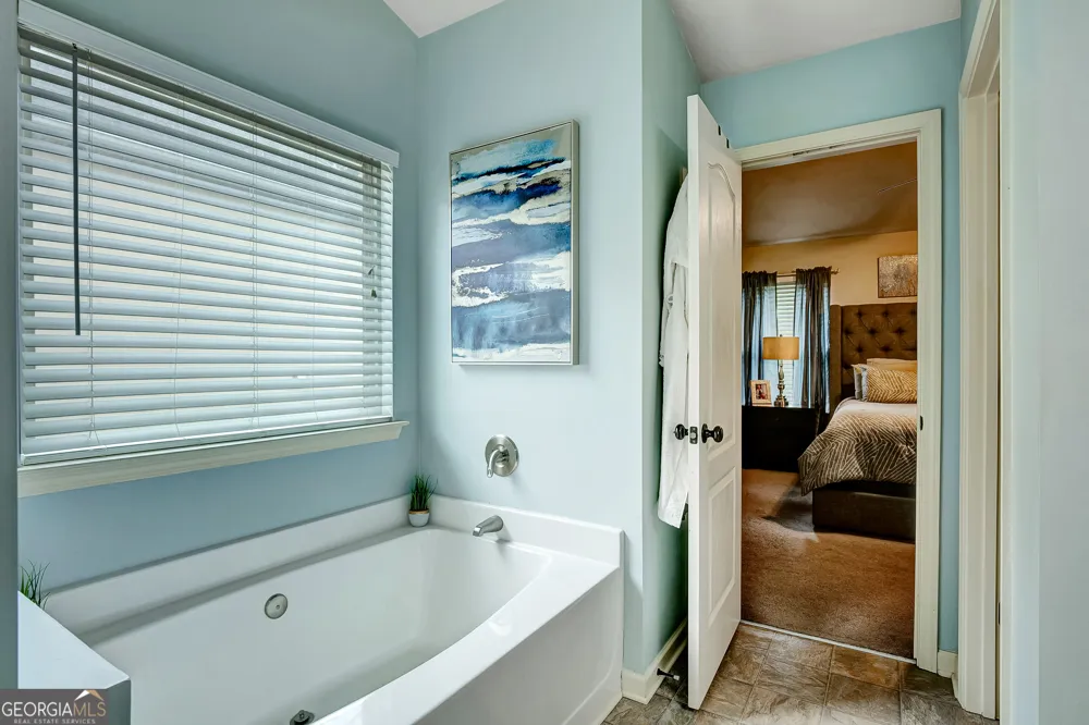 195 Scenic Hills DR Newnan, GA 30265