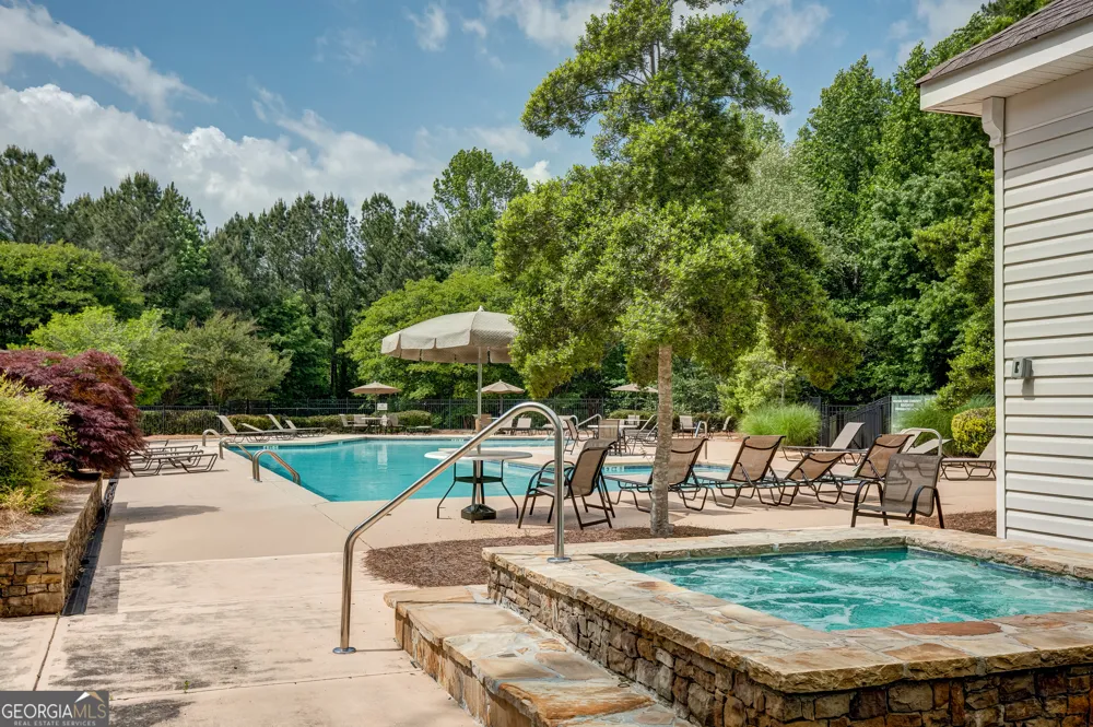 195 Scenic Hills DR Newnan, GA 30265