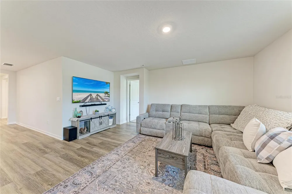 12256 MOUNTAIN ISLAND TRAIL Parrish, FL 34219