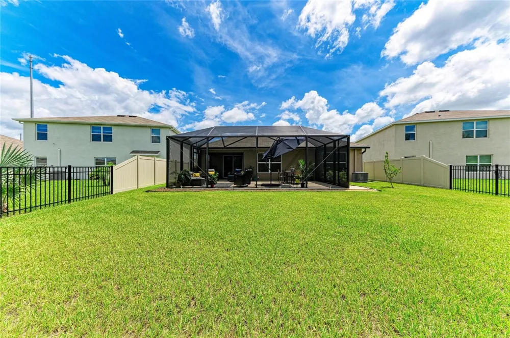 12256 MOUNTAIN ISLAND TRAIL Parrish, FL 34219
