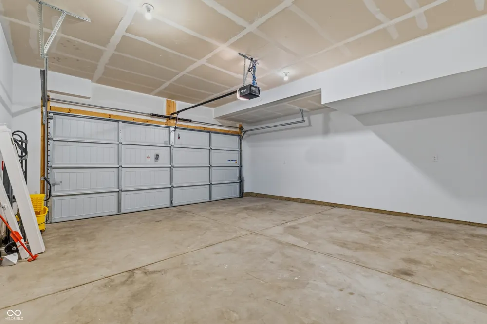 14549 Elsmere Lane Carmel, IN 46074