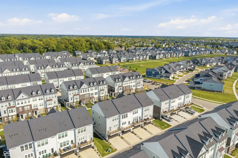 14549 Elsmere Lane Carmel, IN 46074