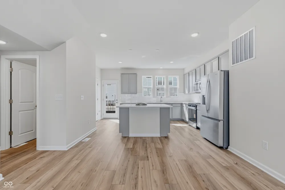 14549 Elsmere Lane Carmel, IN 46074