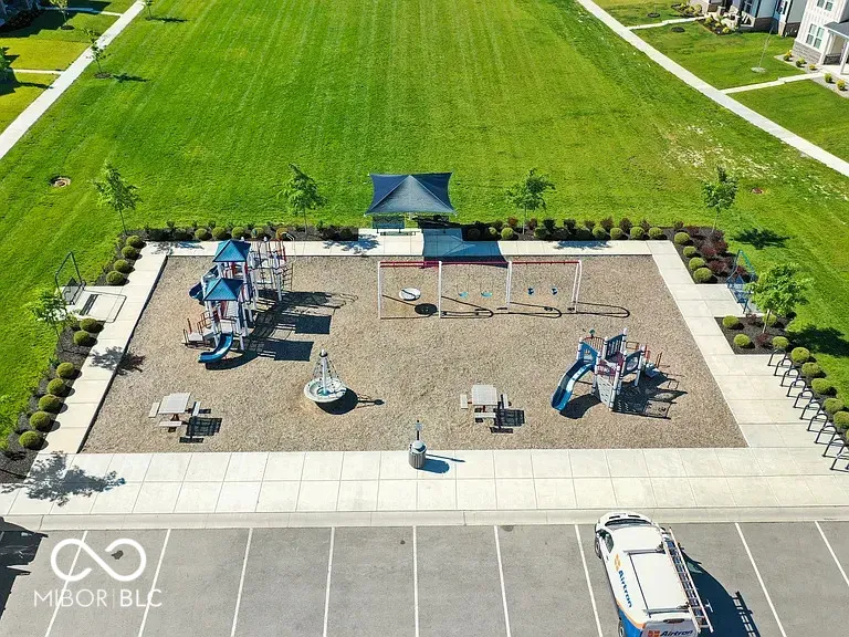14549 Elsmere Lane Carmel, IN 46074
