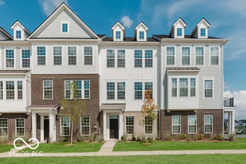 14549 Elsmere Lane Carmel, IN 46074