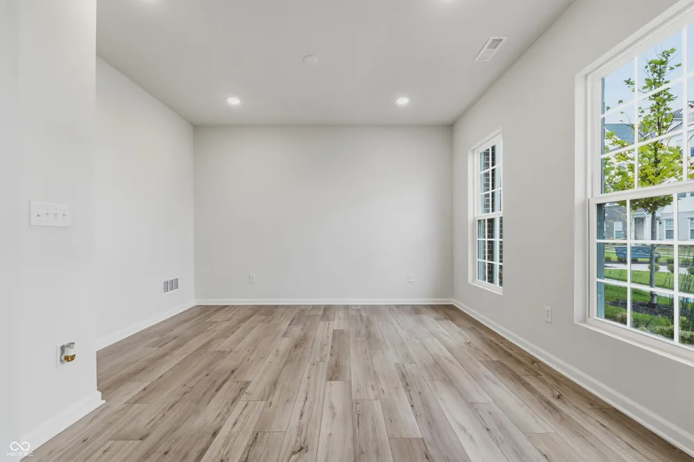 14549 Elsmere Lane Carmel, IN 46074
