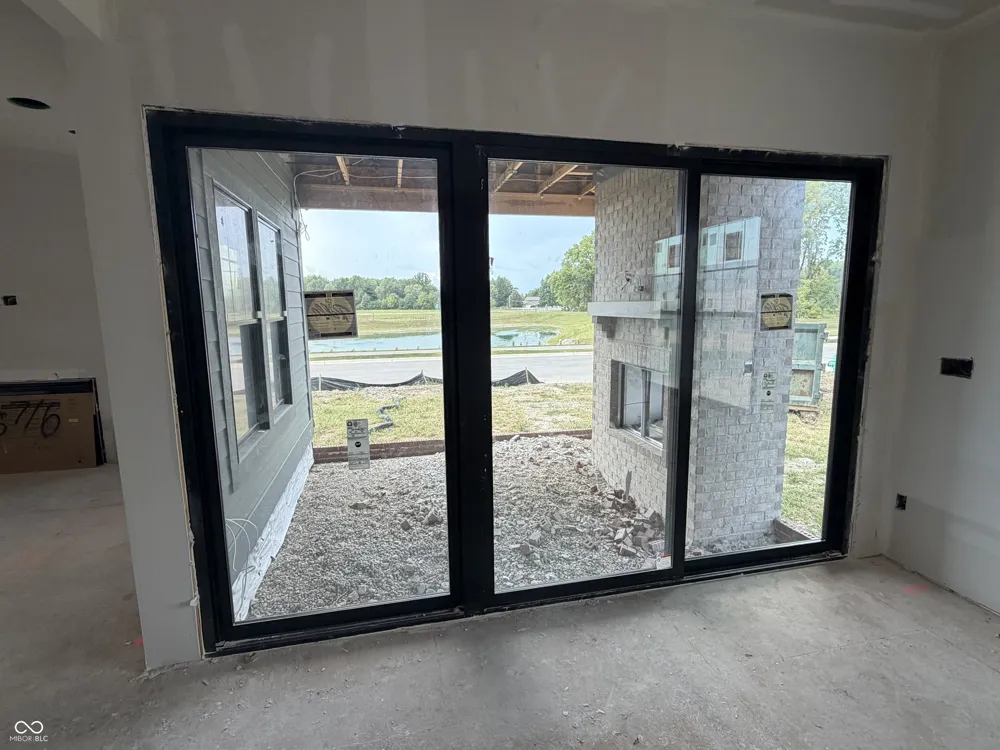 6027 Salisbury Street Zionsville, IN 46077