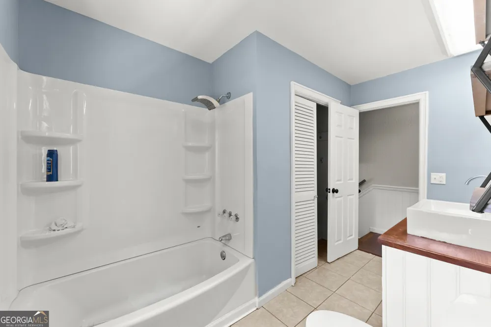 546 Barron DR Clarkesville, GA 30523