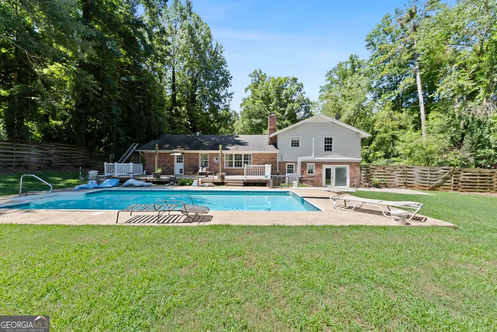 546 Barron DR Clarkesville, GA 30523