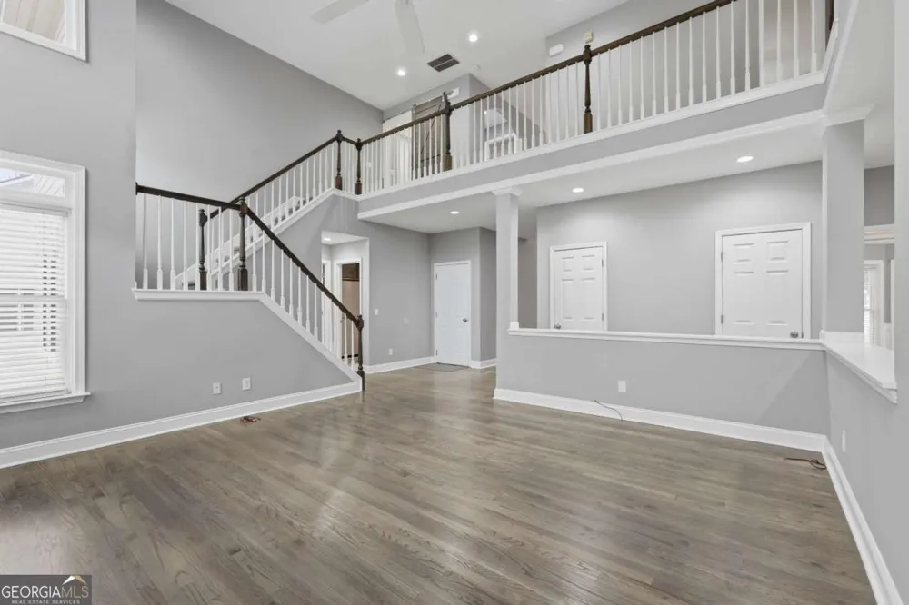 160 Treadstone Overlook Suwanee, GA 30024