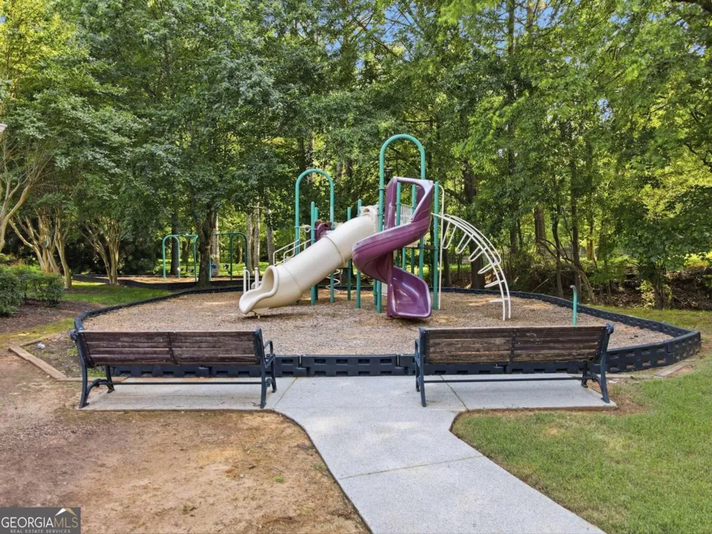 160 Treadstone Overlook Suwanee, GA 30024