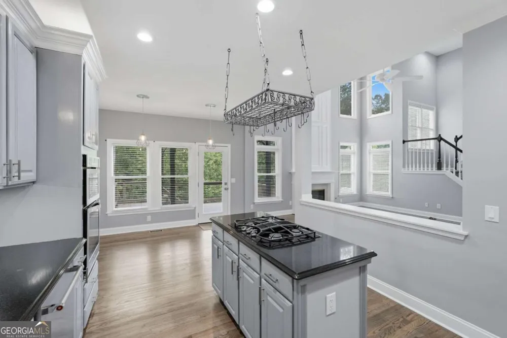 160 Treadstone Overlook Suwanee, GA 30024
