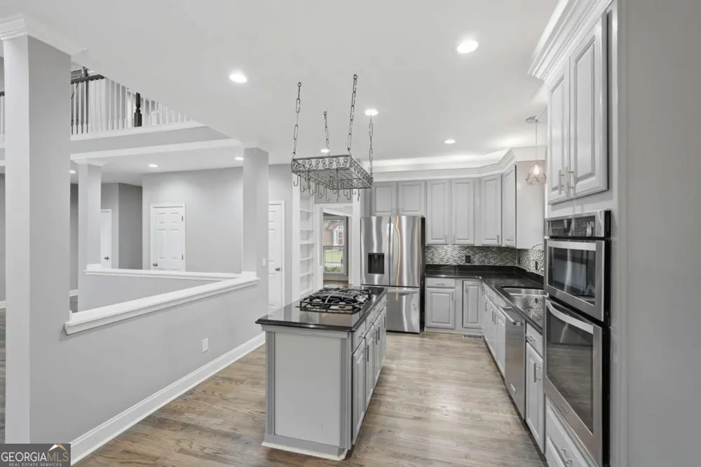 160 Treadstone Overlook Suwanee, GA 30024